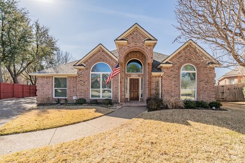 3108 Creekwood Ct, Bedford, TX, 76021-7237 | Card Image