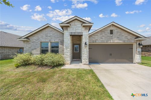 2402 Freddie L. Nichols Sr. Dr, Harker Heights, TX, 76548-8507 | Card Image