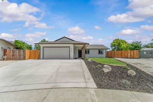 2729 Alamo Ct, Antioch, CA, 94509-4215 | Card Image