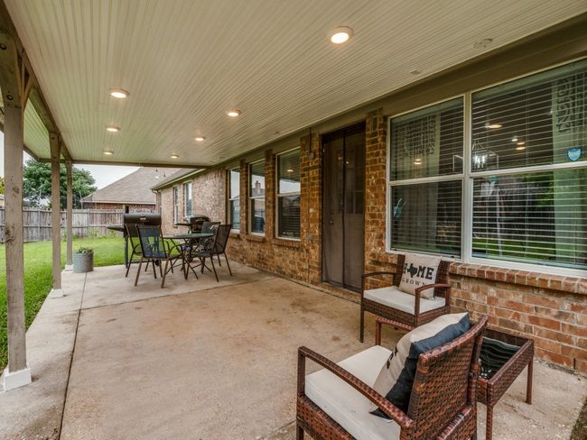 Covered patio | Image 23