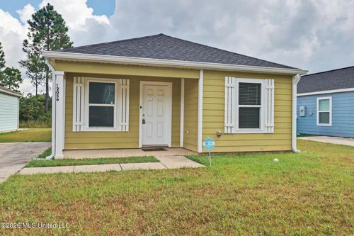 12056 Turnberry Cv, Gulfport, MS, 39503-1003 | Card Image