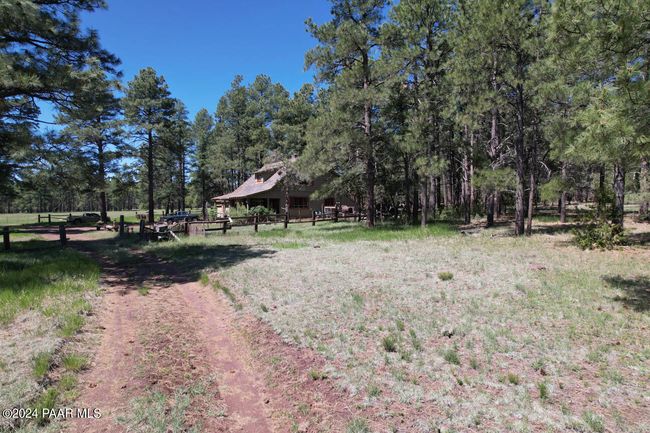 Cabin East | Image 37