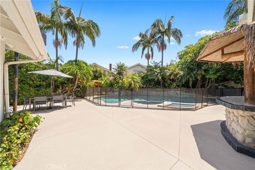 58 Fulton, Irvine, CA, 92620-3348 | Card Image