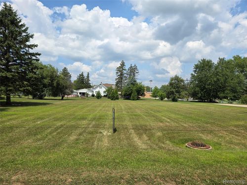 V/L W Liberty Street, Chesaning Village, MI, 48616 | Card Image