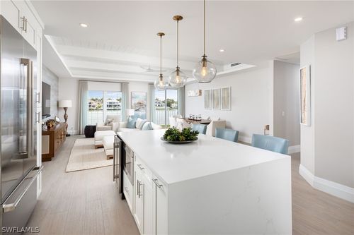 apt-400-4000 Gulf Shore Blvd N, NAPLES, FL, 34103-3428 | Card Image