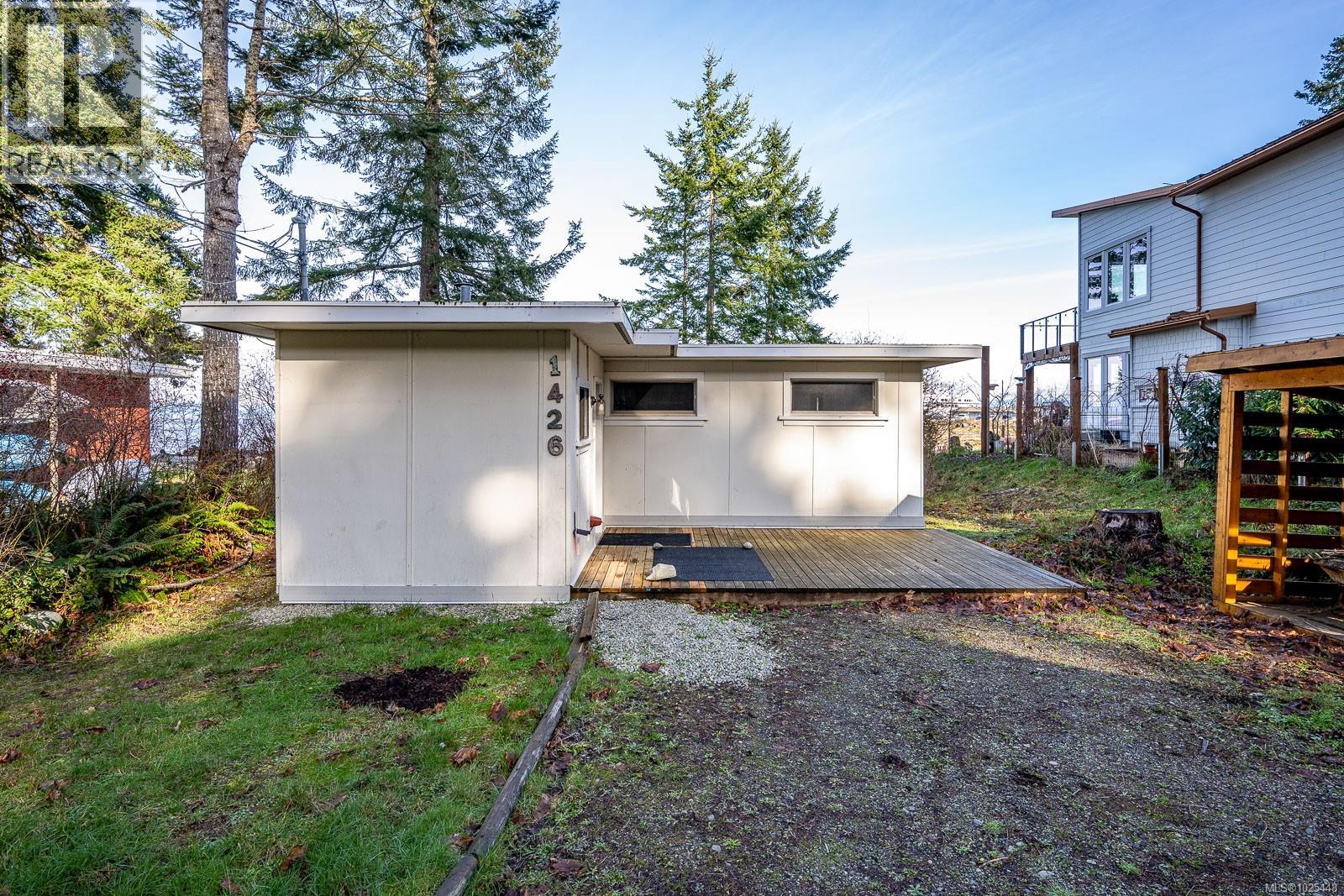 Residential in Comox 3