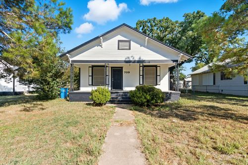 709 E 23rd St, Cisco, TX, 76437-5217 | Card Image