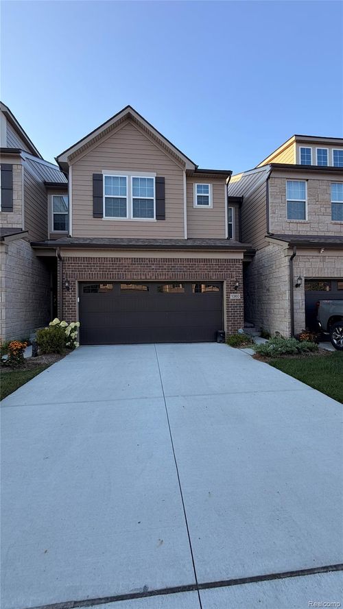 1360 Addison Cir, Walled Lake, MI, 48390-3399 | Card Image