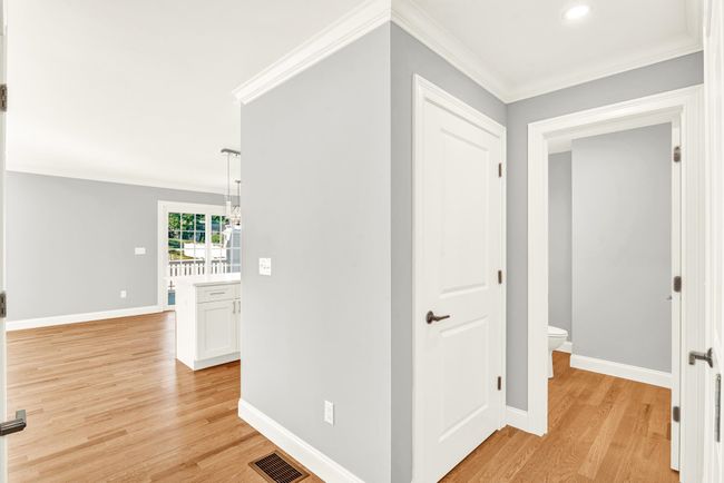2-2 - 11-2 Porch Light Dr, Condo with 3 bedrooms, 3 bathrooms and null parking in Dover NH | Image 6