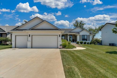 4508 N Sunny Cir, Wichita, KS, 67205-1157 | Card Image