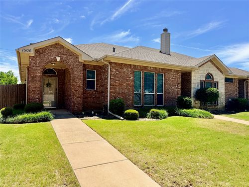 1506 Poinsettia Blvd, Denton, TX, 76208-7554 | Card Image