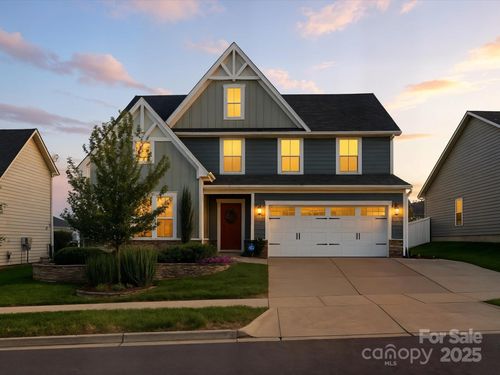 12607 Es Draper Dr, Huntersville, NC, 28078-5530 | Card Image