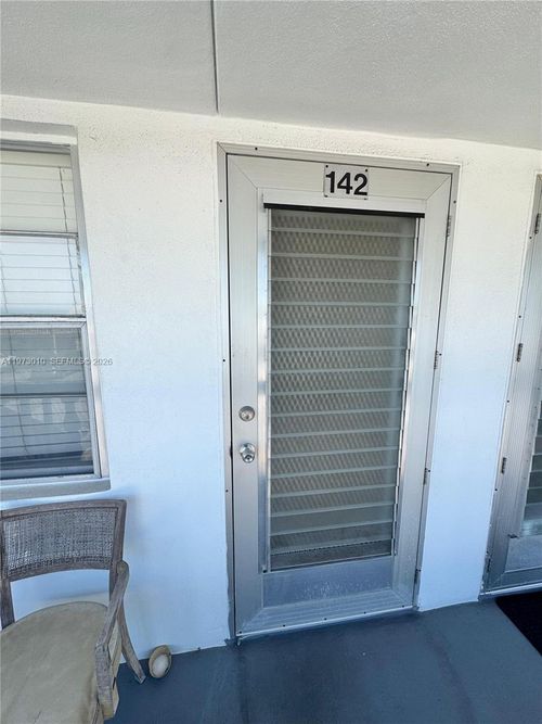 142-142 Northampton G, West Palm Beach, FL, 33417-7612 | Card Image