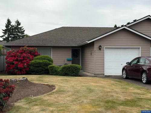 211-209-211 Se Stone Ln, Dallas, OR, 97338-3070 | Card Image