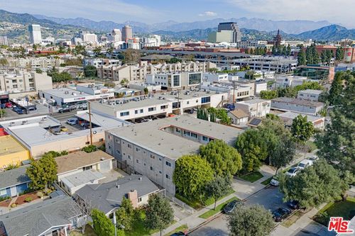 447 W Elk Ave, Glendale, CA, 91204-4830 | Card Image