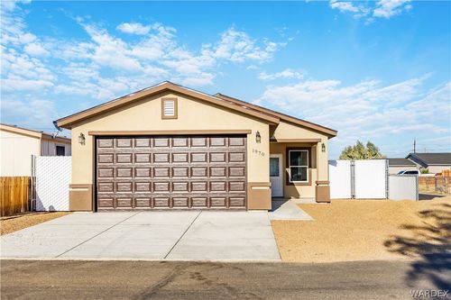 1970 Monterey Dr, Bullhead City, AZ, 86442-4880 | Card Image