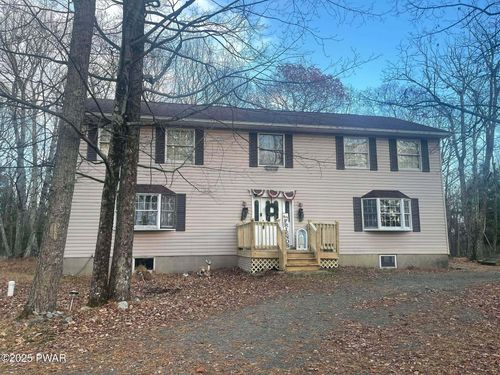 116 Locust Dr, Milford, PA, 18337-7405 | Card Image