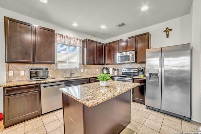 3628 Lazy Diamond, House other with 5 bedrooms, 3 bathrooms and null parking in Selma TX | Image 6