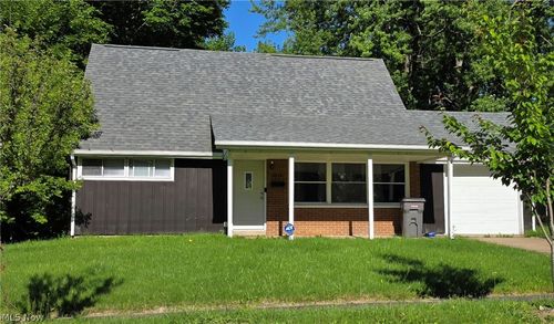 3533 Wyandot Ln, Youngstown, OH, 44502-3176 | Card Image