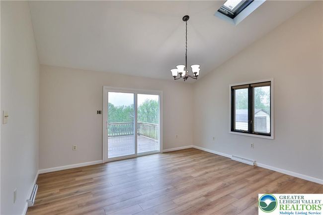 5470 Summit St, House other with 3 bedrooms, 3 bathrooms and null parking in Whitehall PA | Image 11