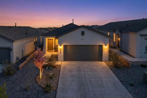 10650 Valedon Ln Sw, Albuquerque, NM, 87121-9049 | Card Image