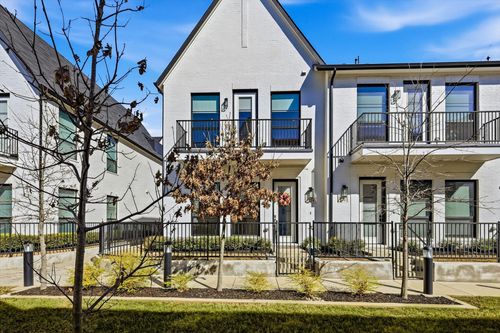 129 Garden Ct E, Arlington, TX, 76013-1314 | Card Image