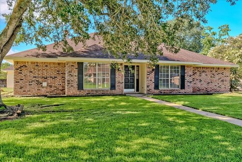 6915 Glen Willow Dr, Beaumont, TX, 77706-4111 | Card Image