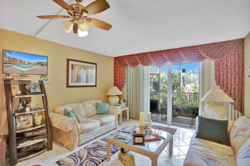 3-1710 Ne 191st St, Miami, FL, 33179-4202 | Card Image