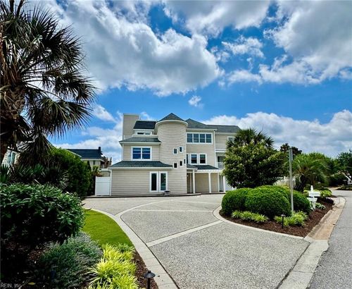 508 Virginia Dare Dr, Virginia Beach, VA, 23451-3680 | Card Image