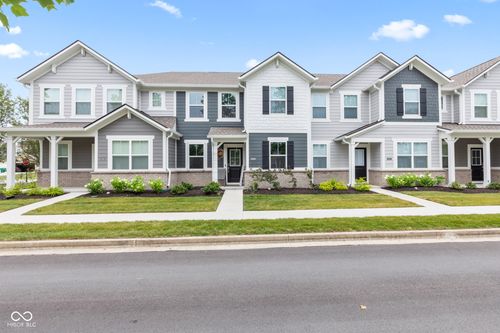 7239 Governors Row, Avon, IN, 46123-9315 | Card Image