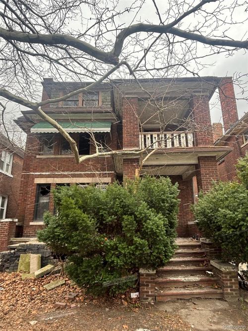 2255 Clairmount St, Detroit, MI, 48206-2018 | Card Image