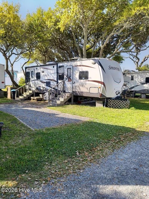 15 Jetty St, Sneads Ferry, NC, 28460 | Card Image