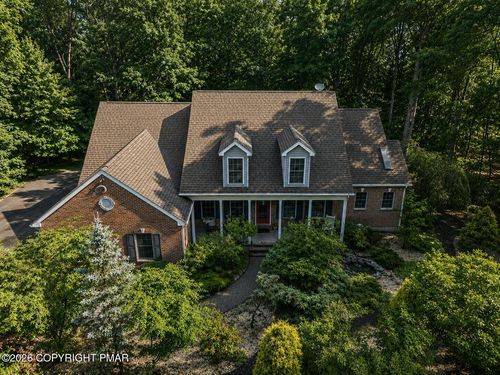 364 Joanne Ct, Bartonsville, PA, 18321-7773 | Card Image