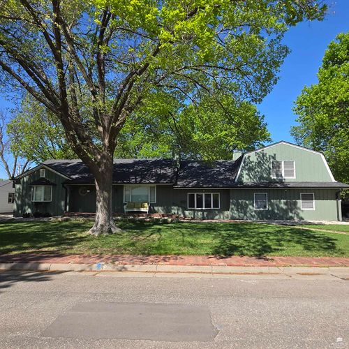 1110 Spruceway St, Abilene, KS, 67410-2036 | Card Image