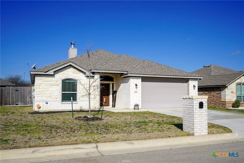 708 Holstein Dr, Belton, TX, 76513-4230 | Card Image