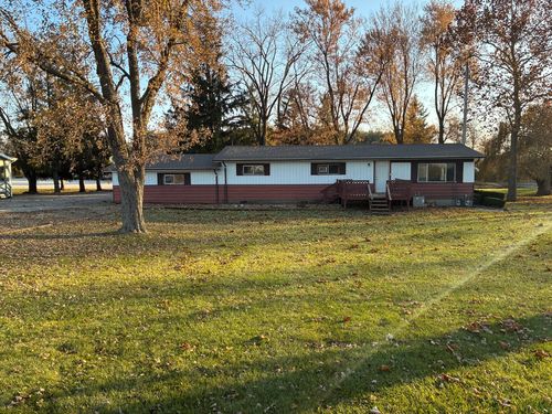 315 E Corning Rd, Beecher, IL, 60401-3124 | Card Image