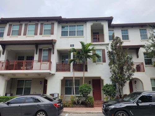2578 Sw 119th Way, Miramar, FL, 33025-5694 | Card Image