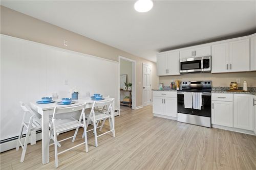 25 Pimental Dr, Seekonk, MA, 02771-3311 | Card Image