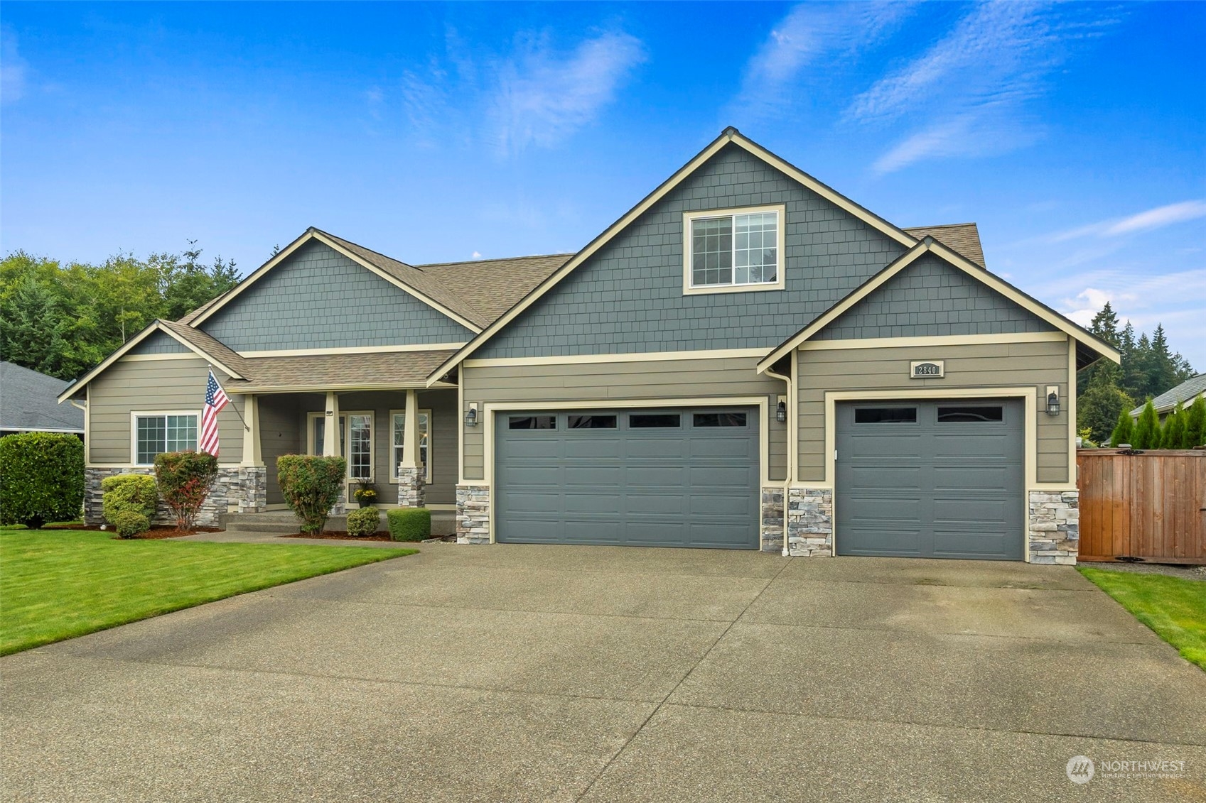 Fenmoor Ln, Olympia, WA 98501