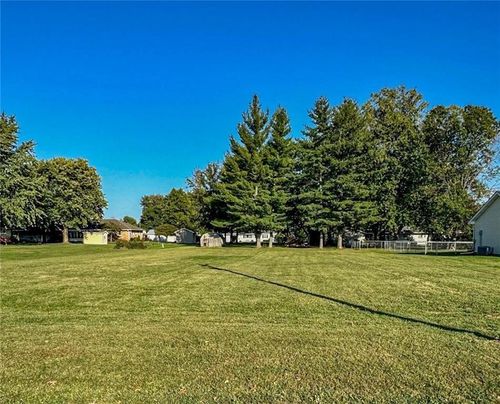 3 N 1650 East Rd, Shelbyville, IL, 62565 | Card Image