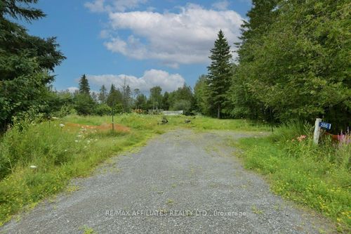286 Brunton Side Rd, Carleton Place, ON, K7C0H7 | Card Image