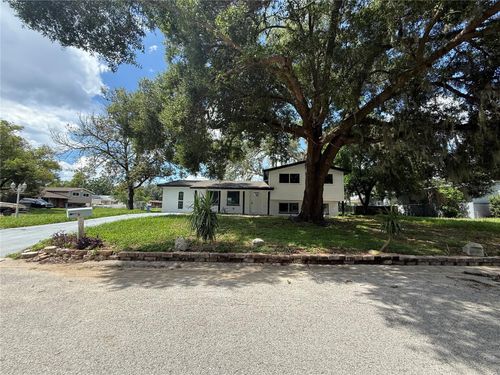 402 Blueberry Ln, BRANDON, FL, 33510-3210 | Card Image