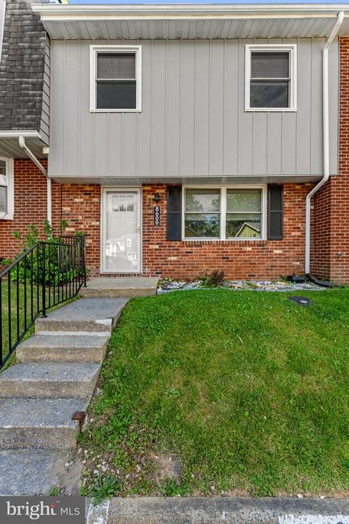 8609 Harrison Ct, MARSHALL, VA, 20115-3737 | Card Image