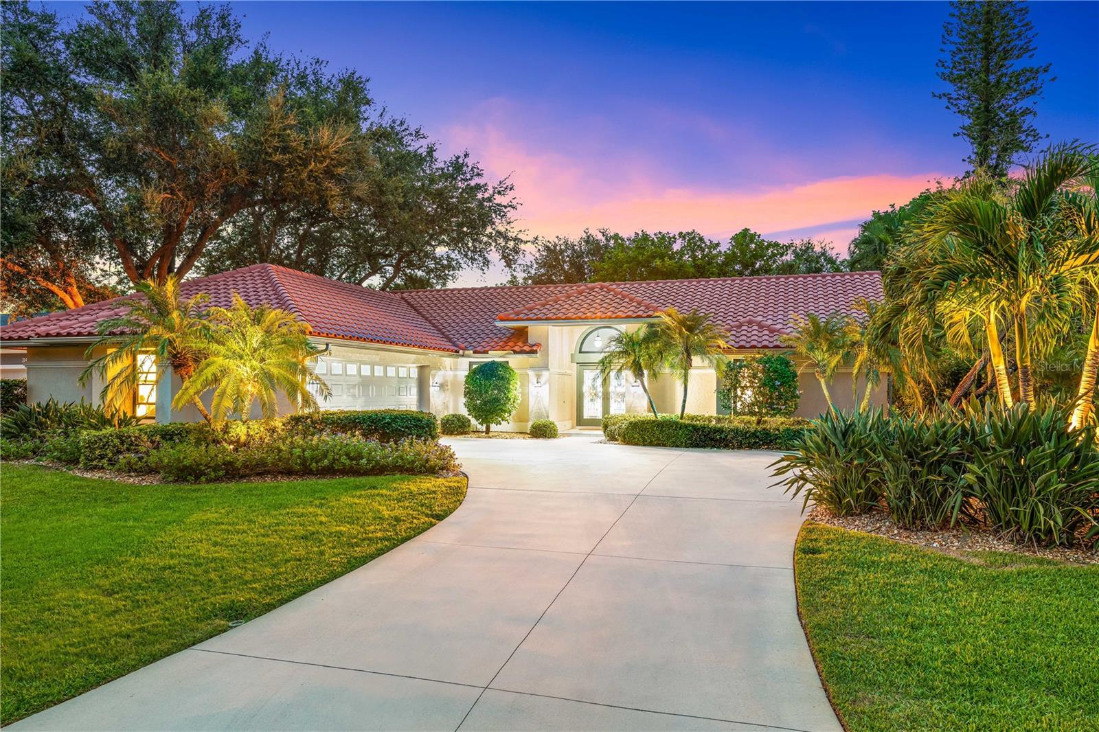 Creek Dr, Osprey, FL 34229