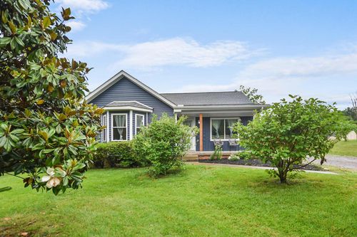 1118 Britton Springs Rd, Clarksville, TN, 37042-3200 | Card Image