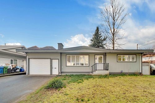 2771 Centennial St, Abbotsford, BC, V2T2V4 | Card Image