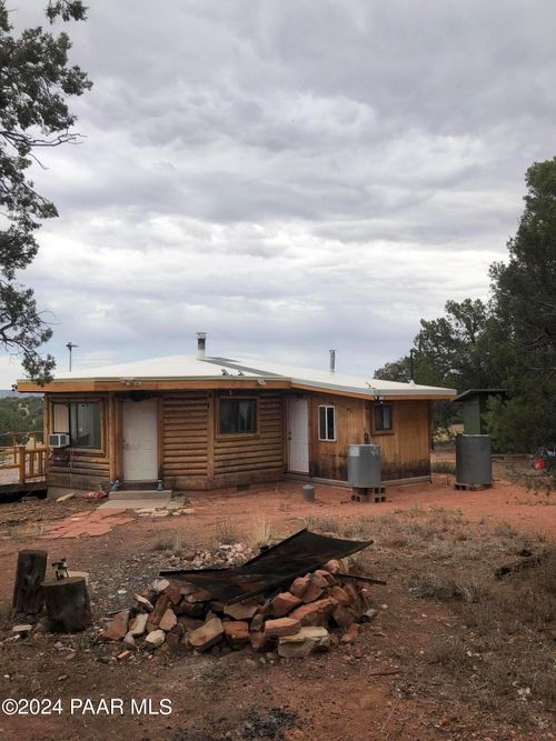 56539 N El Parque Ln, Seligman, AZ, 86337 | Card Image