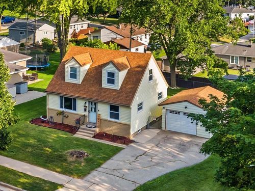 1115 Lawndale Avenue, Waukesha, WI, 53188 | Card Image