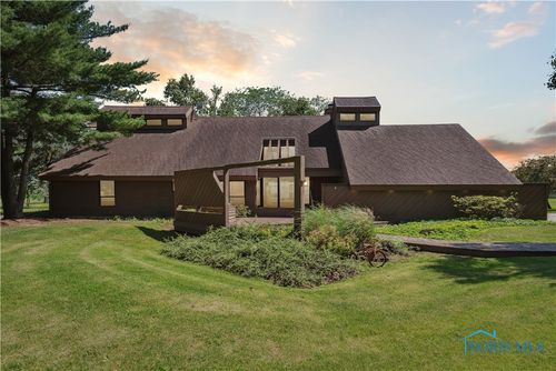 23866 W State Route 579, Curtice, OH, 43412-9682 | Card Image