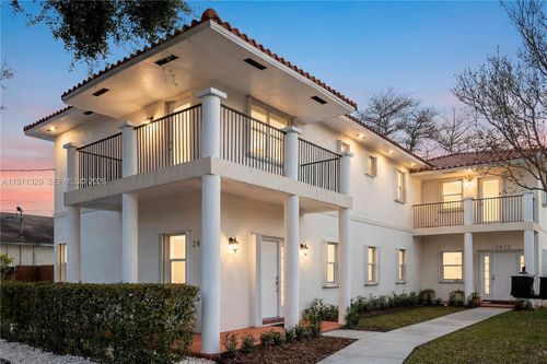 2870 Sw 21st St, Miami, FL, 33145 | Card Image